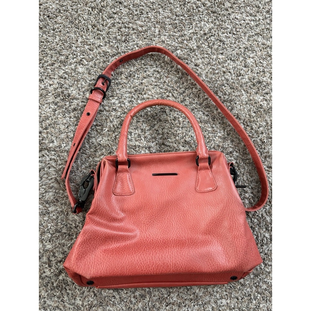 Matt & Matt Vegan Leather Handbag Structured Red Purse